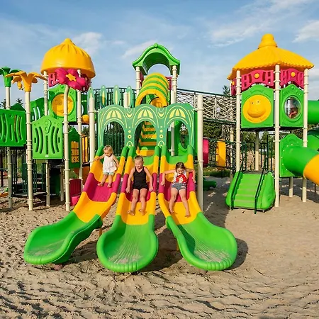 Ross-domki Vip House בית נופש *