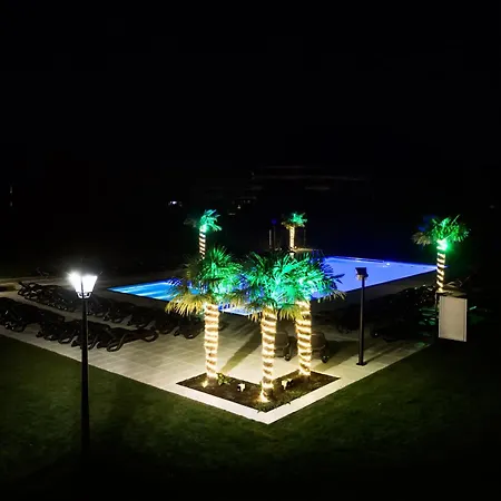 Ross-domki Vip House Sarbinowo